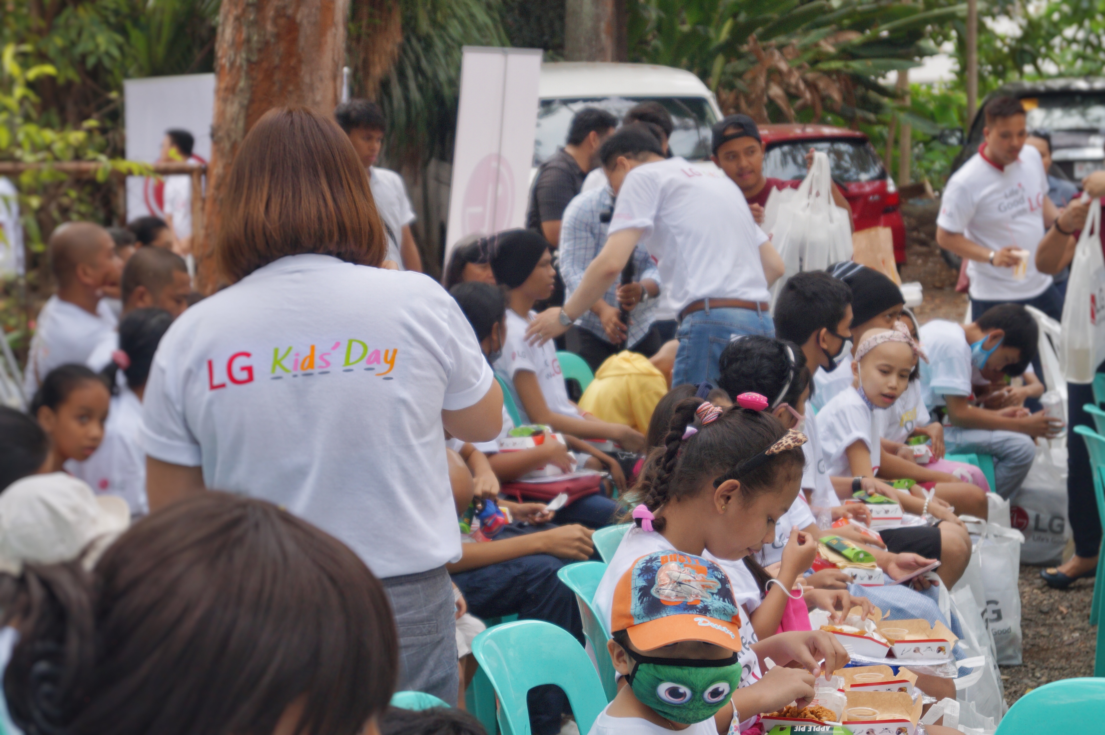 DADDFC27-A137-4855-AC14-D5BB1E074F1B