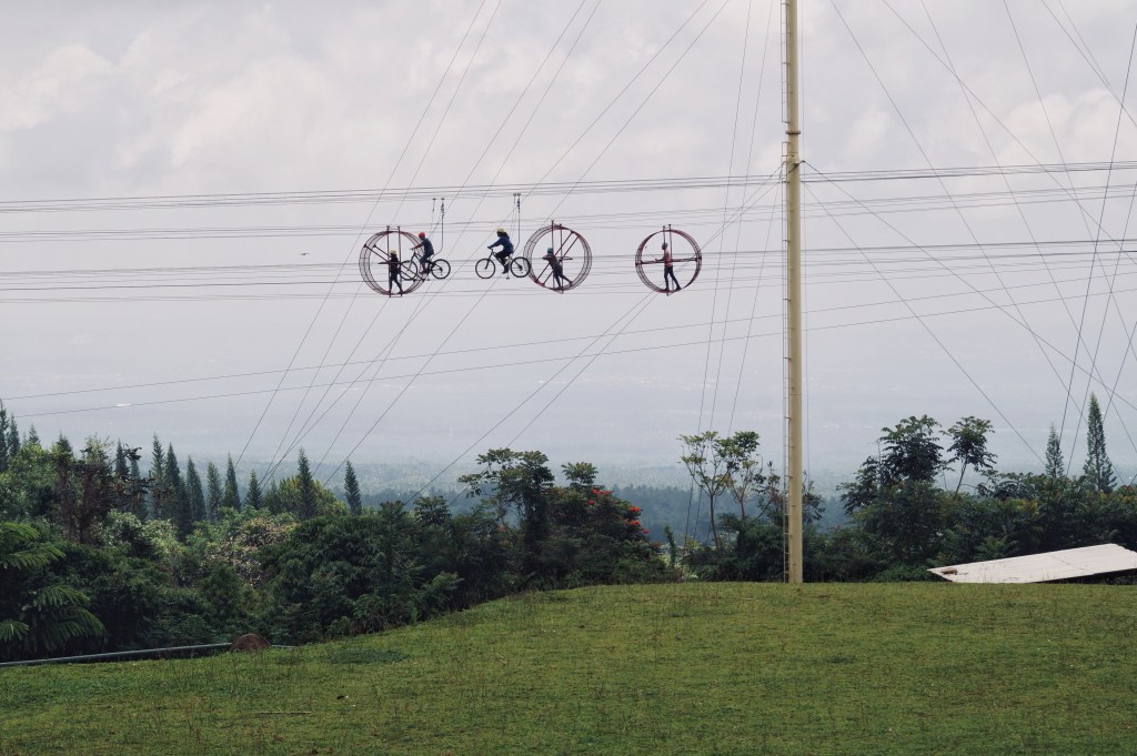 E4F030F6-F290-4CAC-9AE6-70502C745758