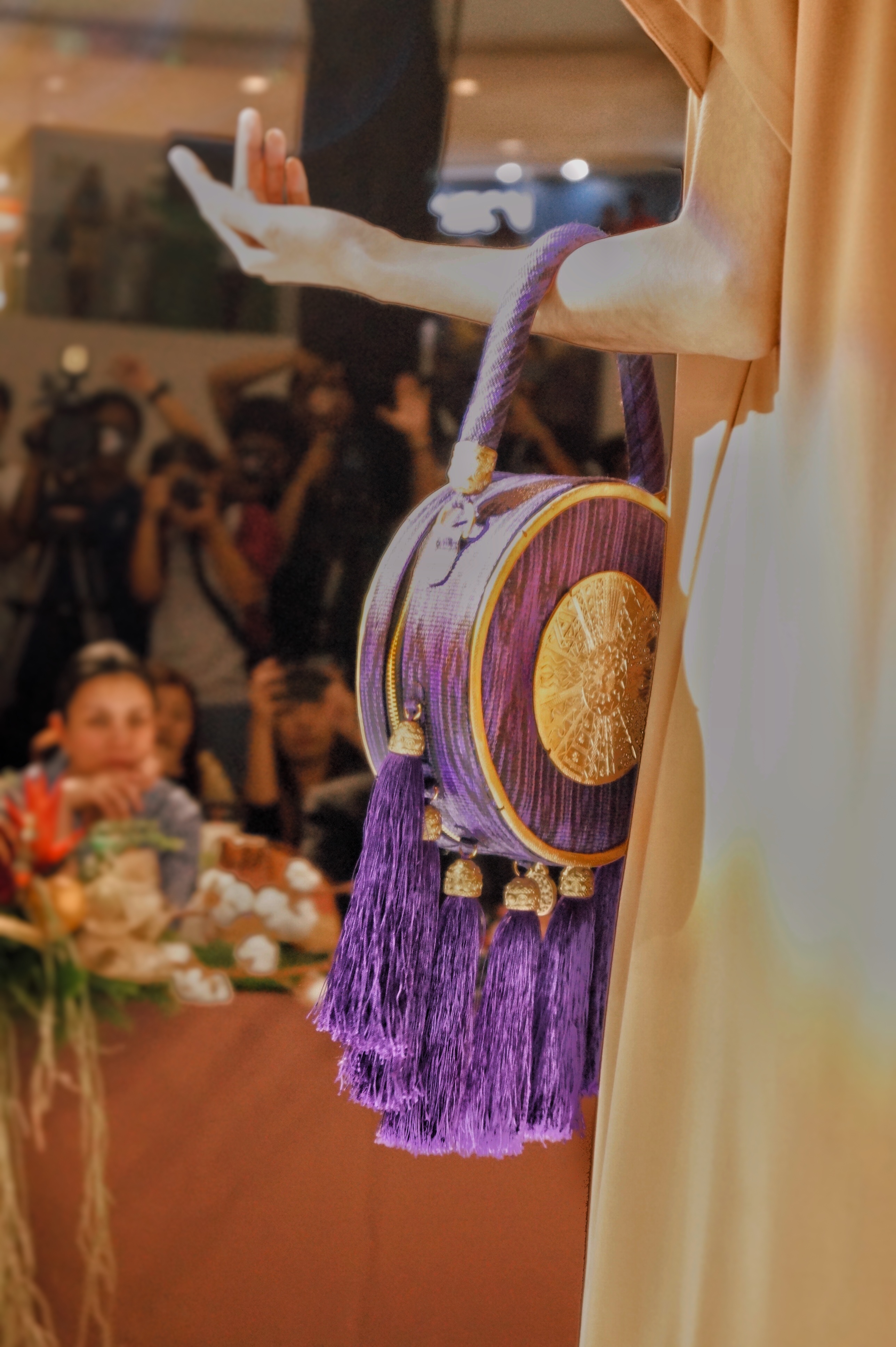 4E68E79E-0664-48B2-A14B-4F152D9E6946