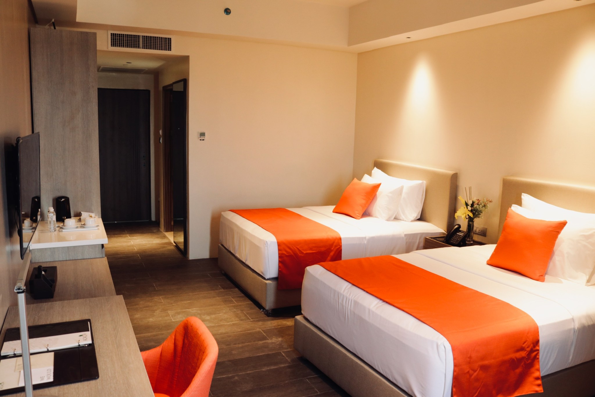 4199E370-806F-4EDD-83ED-1C035D554C3A