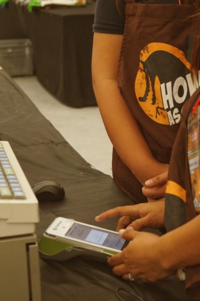 36FCE61D-2018-4449-8DCD-8D1162EB0278